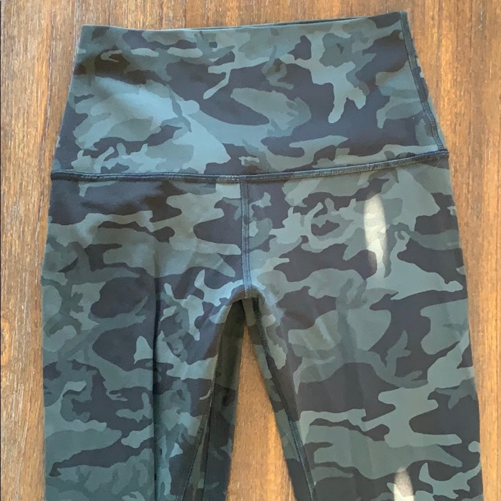 GREEN CAMO ALIGNS SIZE 4